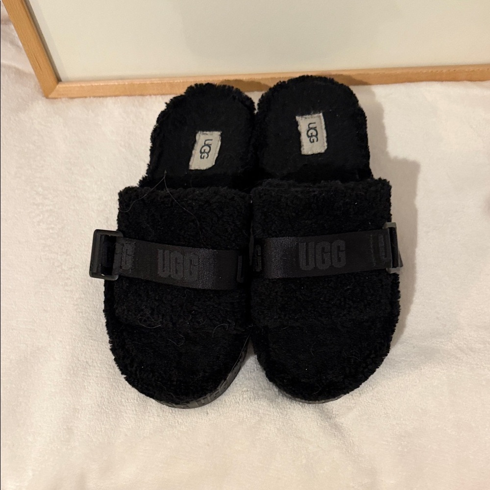 UGG Black Fuzzy Slide Sandals